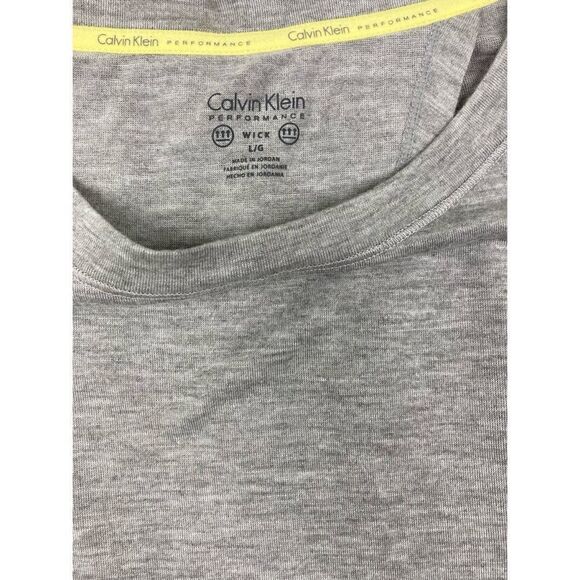Calvin Klein performance grey slit back cold shoulder quarter sleeve top - Picture 4 of 4